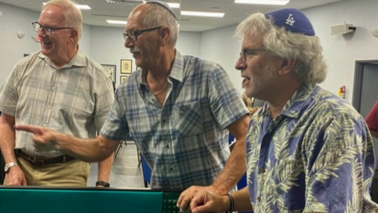 486284644_1070931975061130_3480620613126283515_n Firefly Upscaler 4x scale